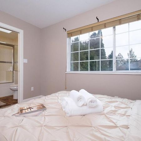 Spacious 4Br W Ensuites Mins To Downtown Yvr Ubc Ванкувер Екстер'єр фото
