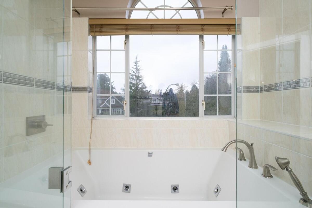 Spacious 4Br W Ensuites Mins To Downtown Yvr Ubc Ванкувер Екстер'єр фото